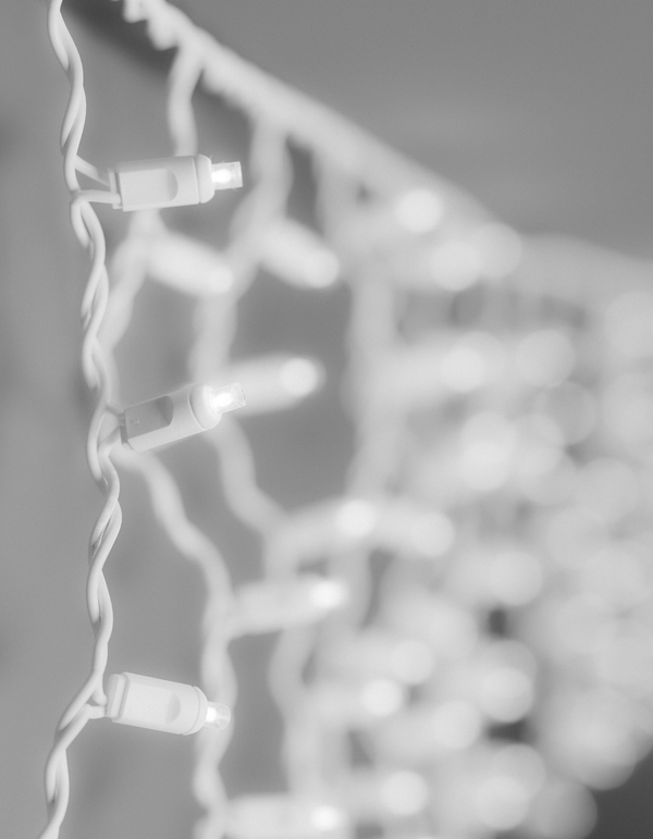 9ft Icicle - White Strand - Pure White